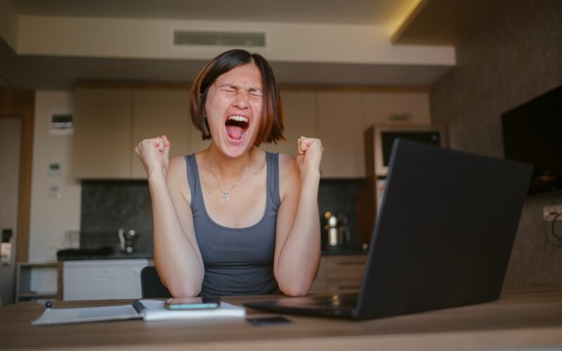 JAK FUNGUJÍ ONLINE AUTOMATY S PROGRESIVNÍM JACKPOTEM