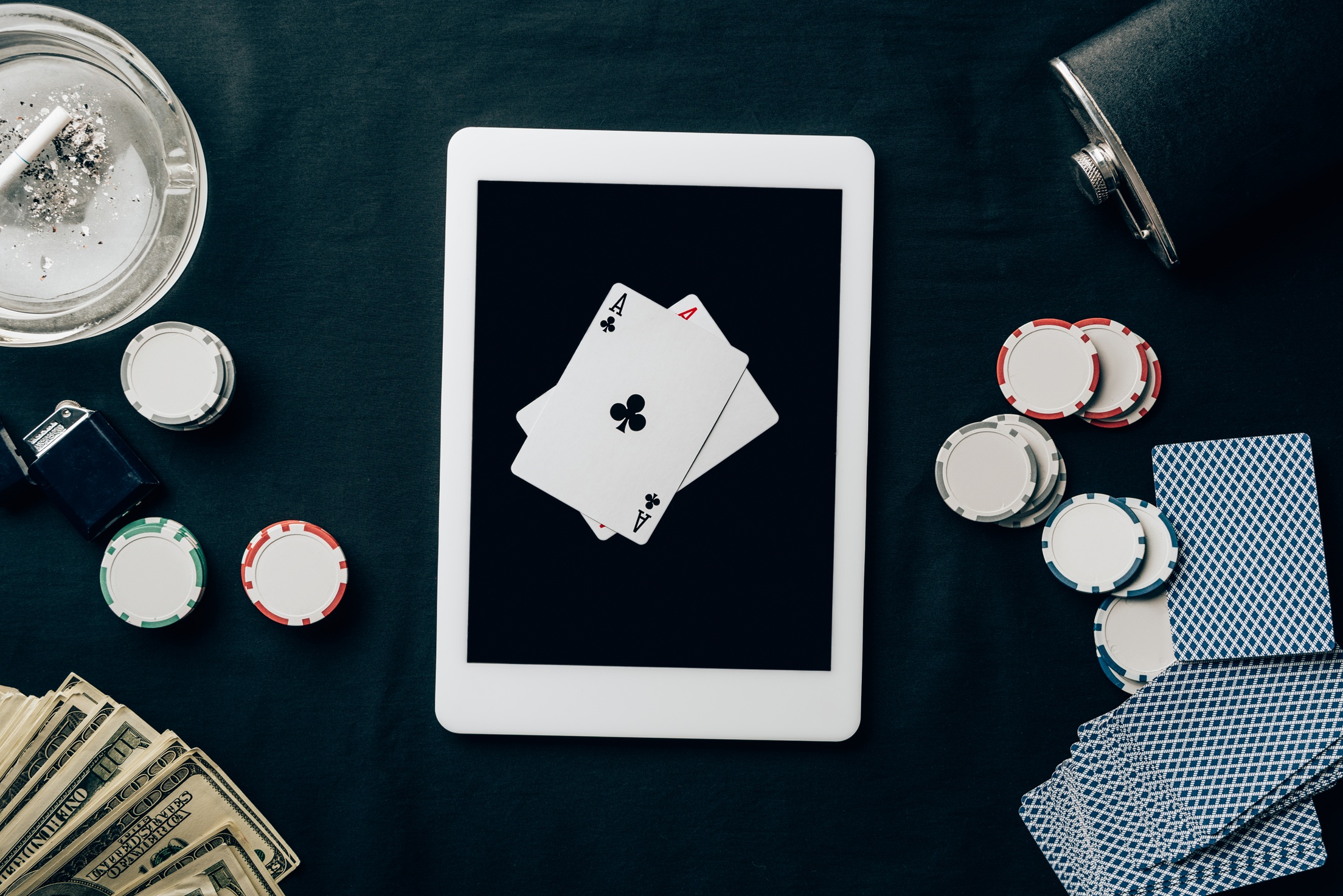 JAK A KDE HRÁT POKER ONLINE FREE?